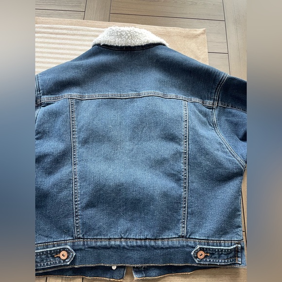 Sherpa Jean Jacket - Picture 3 of 6